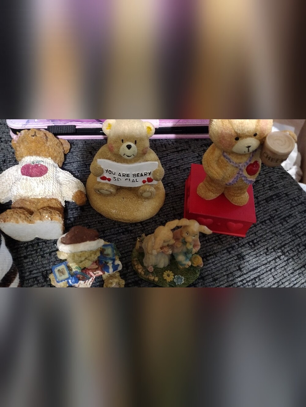 It Of 5 Ceramic Cream and Brown Plush Bear Figurines.